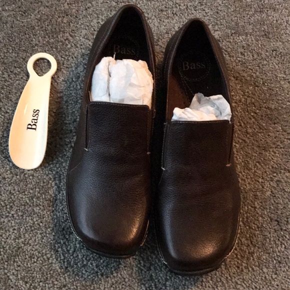 bass women's shoes slip on